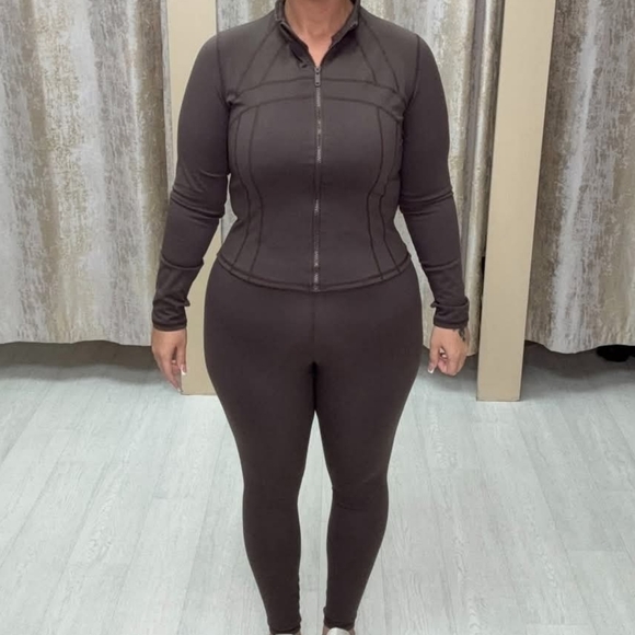 Women's Define Slimming Yoga Athletic Set - Expresso - Picture 2 of 8